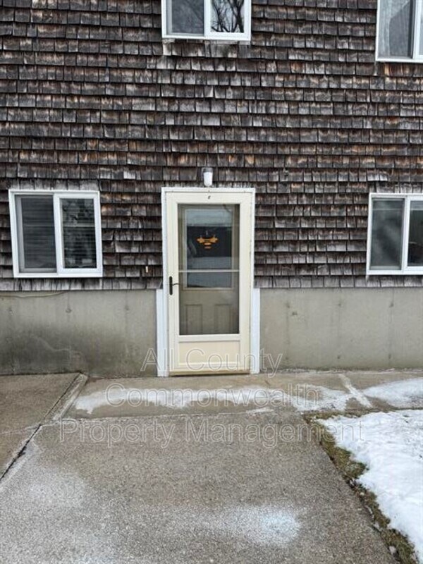 55 Jefferson St in North Attleborough, MA - Building Photo - Building Photo