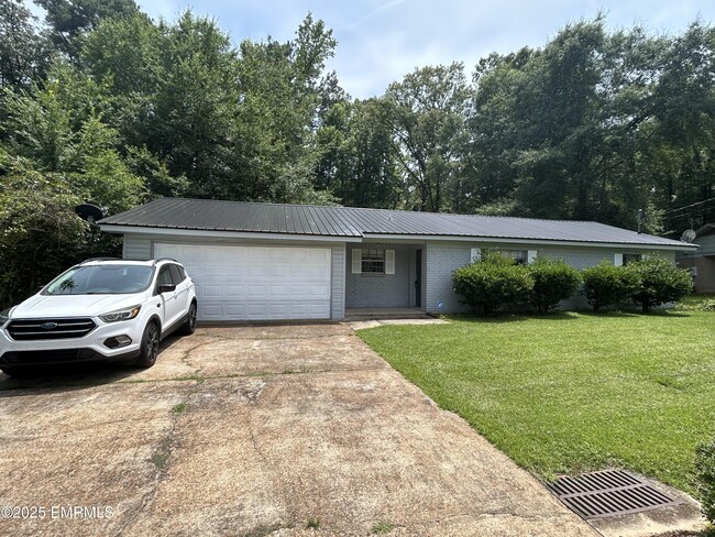 property at 5919 40th Ct