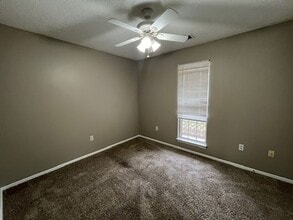 10464 Kristen Dr S in Olive Branch, MS - Building Photo - Building Photo