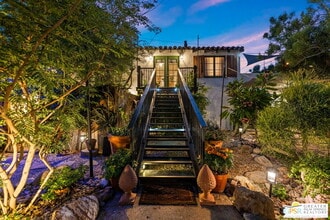 575 S Calle Ajo in Palm Springs, CA - Building Photo - Building Photo
