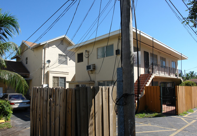 455 NE 23rd Ter in Miami, FL - Building Photo - Building Photo