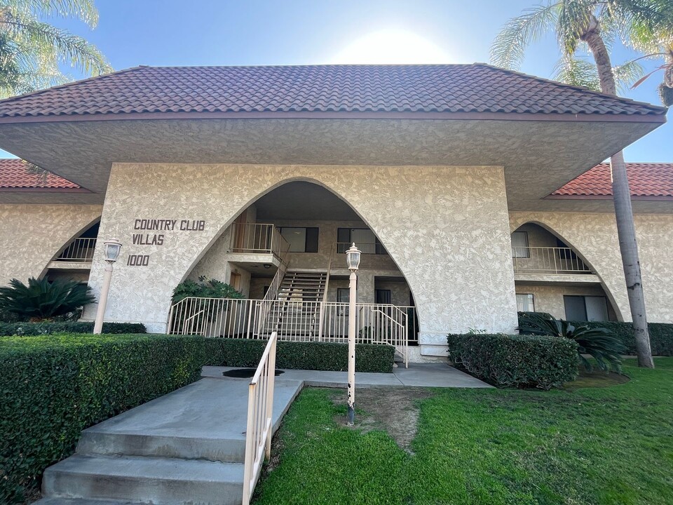 1000 Central Ave in Riverside, CA - Building Photo