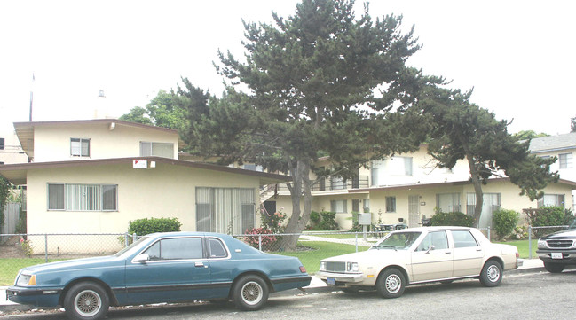 400 N G St in Oxnard, CA - Foto de edificio - Building Photo