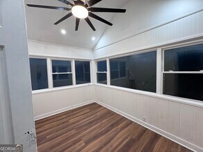 1604 Steele Dr NW in Atlanta, GA - Building Photo - Building Photo