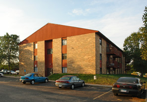 Royal Oaks Apartments