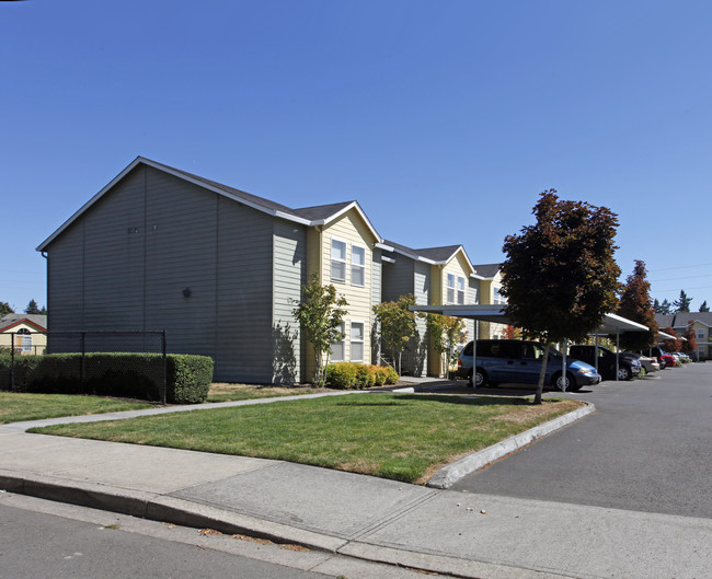 Heritage Park Apartments in Vancouver, WA - Building Photo - Building Photo