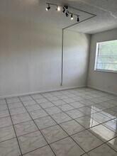 650 SW 15th Ave in Fort Lauderdale, FL - Building Photo - Building Photo