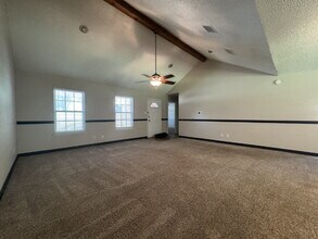 1905 N Dale Ave in Stephenville, TX - Building Photo - Building Photo