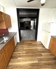 1663 Suburban Ave in Pittsburgh, PA - Building Photo - Building Photo