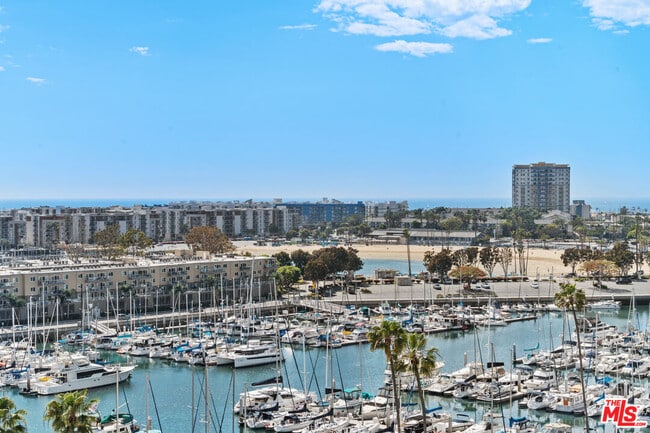 property at 4314 Marina City Dr