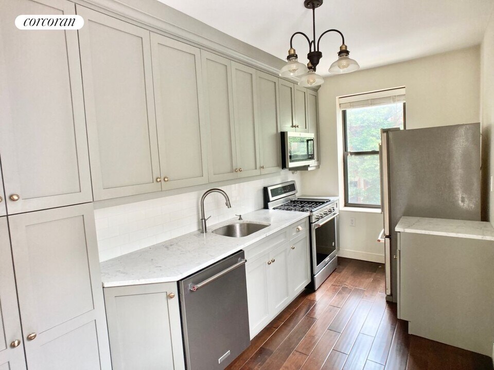 478 17th St in Brooklyn, NY - Building Photo