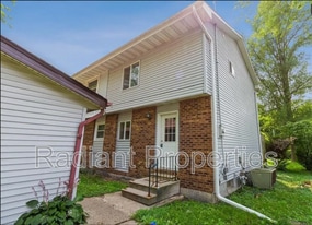 1530 E 16th St in Des Moines, IA - Building Photo