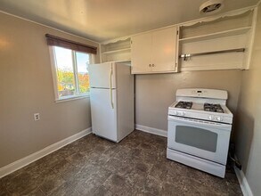 716 Church St in Santa Rosa, CA - Building Photo - Building Photo