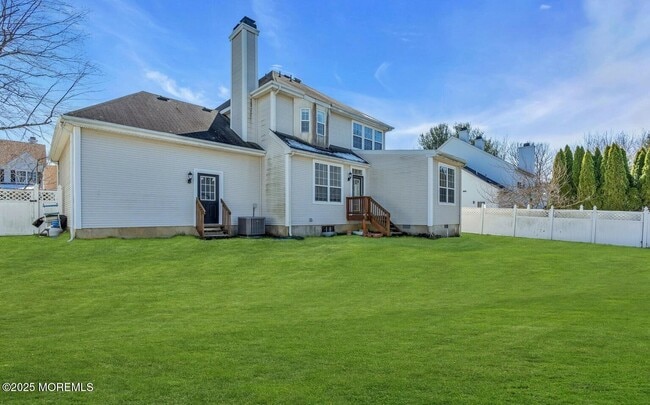 30 Petra Dr in Morganville, NJ - Building Photo - Building Photo