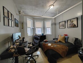 466 Park Dr, Unit B in Boston, MA - Building Photo - Building Photo