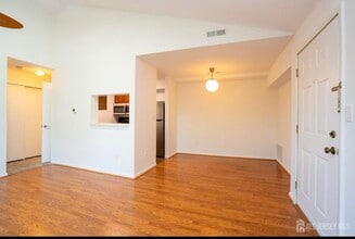 403 Ravens Crest Dr, Unit Plainsboro in Plainsboro, NJ - Building Photo - Building Photo