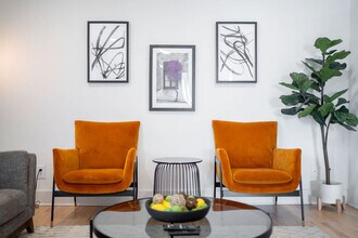 1136 Crescent Ave NE in Atlanta, GA - Building Photo - Building Photo