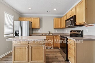 94 Tannenbaum Cir in Greensboro, NC - Building Photo - Building Photo