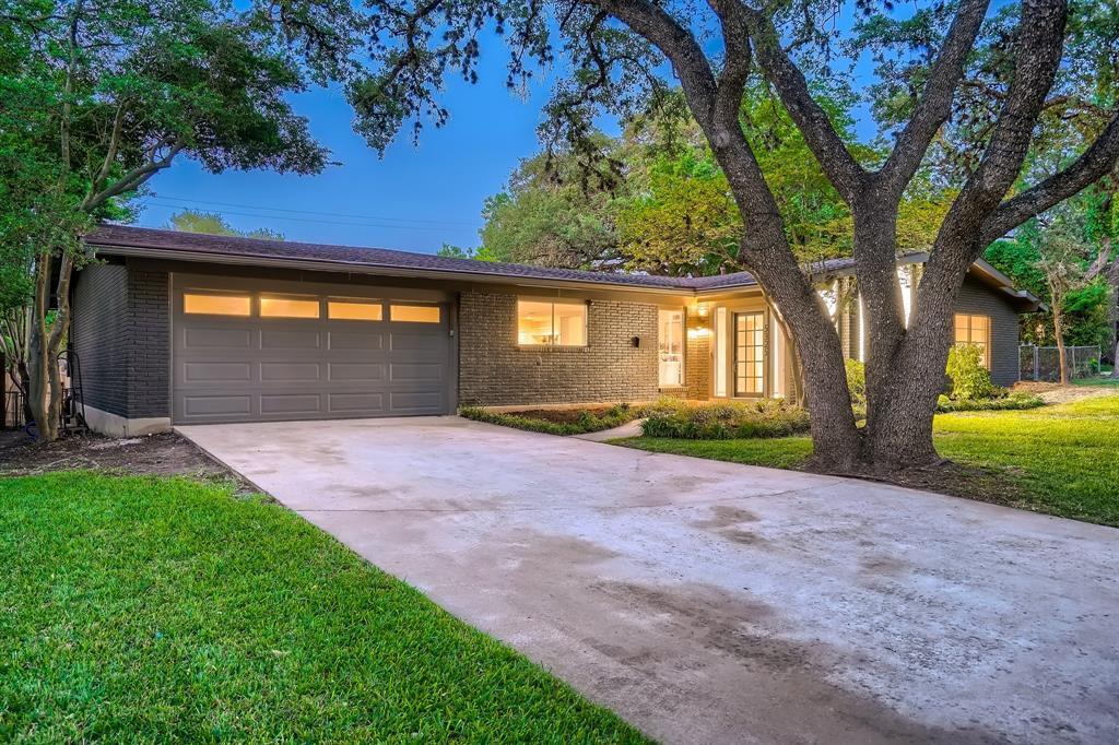 5325 Western Hills Dr in Austin, TX - Building Photo