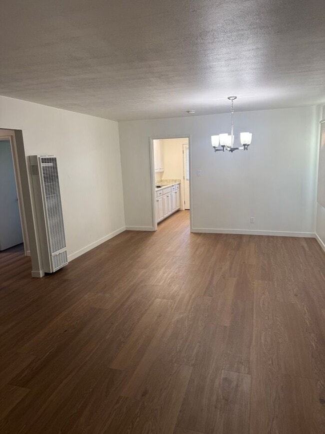 4576 El Cajon Ave in Fremont, CA - Foto de edificio - Building Photo