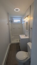 81 Ledge St, Unit 81 Ledge Street 3rd Floor in Providence, RI - Building Photo - Building Photo
