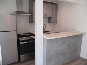 128 Shell St, Unit 128ShellSt. in Manhattan Beach, CA - Building Photo - Building Photo