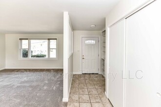 5212 Montgomery St in Springfield, VA - Building Photo - Building Photo