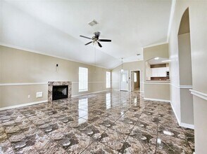 16611 Creek Trail in Houston, TX - Building Photo - Building Photo