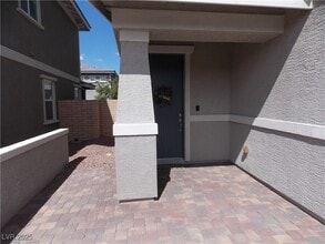 160 Lilt Ave in Henderson, NV - Building Photo - Building Photo