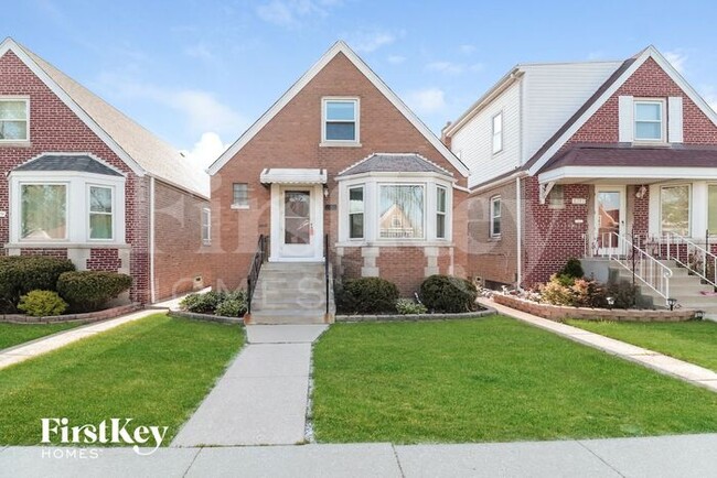 property at 6531 S Kostner Ave