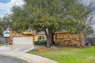 2622 Fairwood Dr in New Braunfels, TX - Building Photo - Building Photo