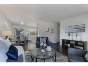 2904 W Chenango Ave in Englewood, CO - Building Photo - Building Photo