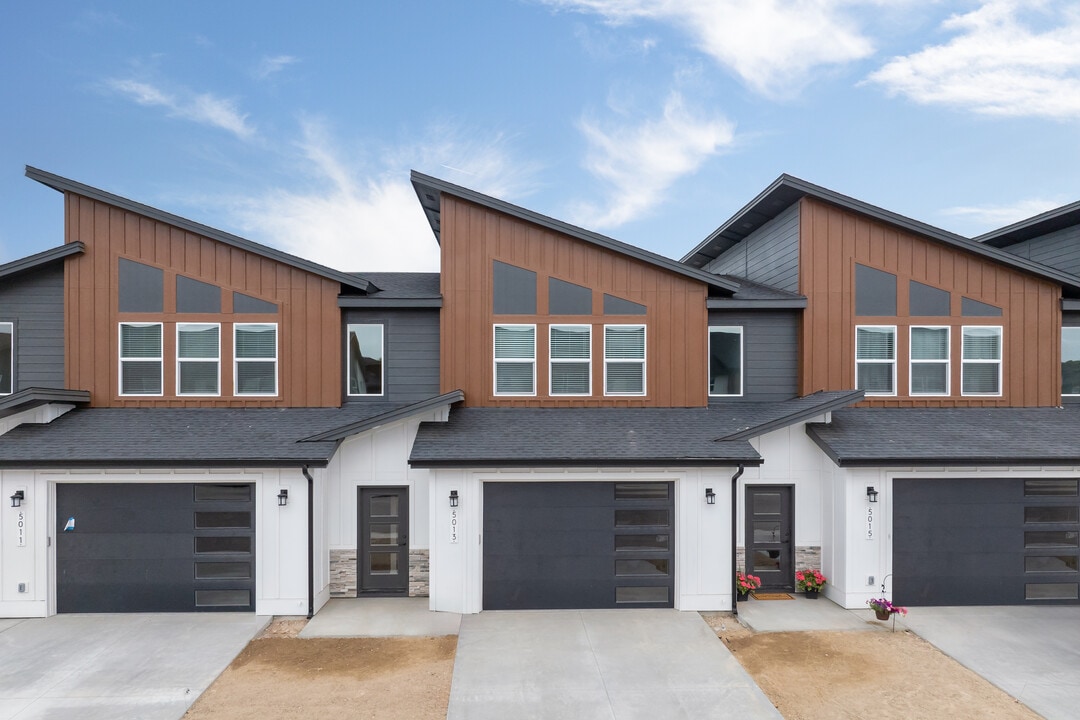 Cougar Crossing in Caldwell, ID - Foto de edificio