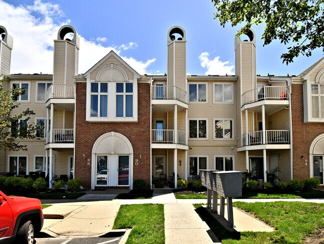 90 Catherine Ct in Levittown, PA - Building Photo - Building Photo
