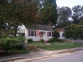 437 Lenox Ave in Norfolk, VA - Building Photo