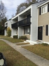 401 Golf Rd in Summerville, SC - Building Photo - Building Photo