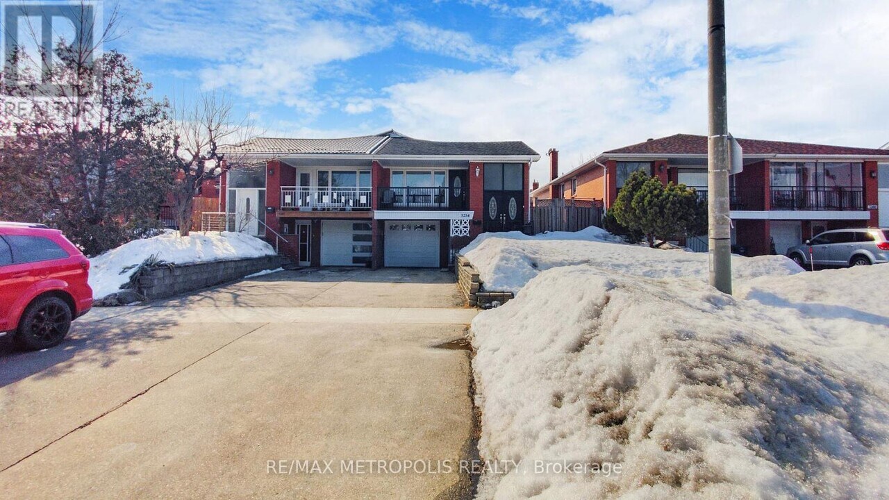 3254 Fieldgate Dr in Mississauga, ON - Building Photo