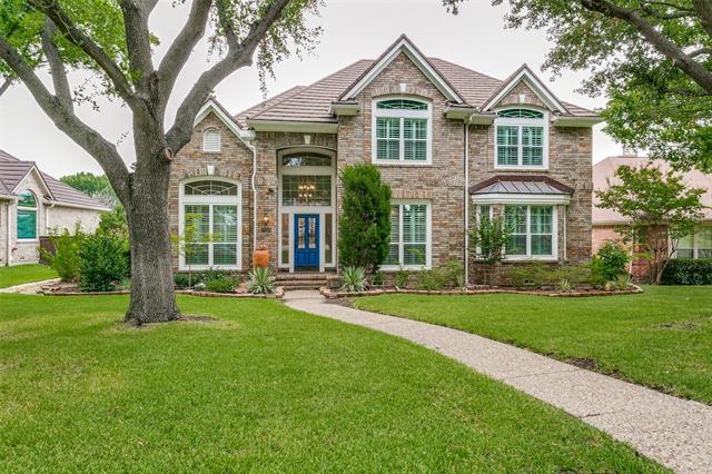 7508 Primrose Dr in Irving, TX - Foto de edificio