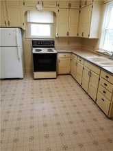 432 Riehl St in Waterloo, IA - Building Photo - Building Photo