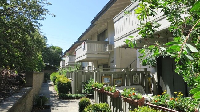 property at 1479 Marchbanks Dr