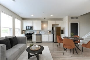 Triumph Apartments in Columbus, OH - Building Photo