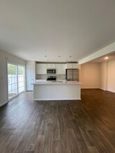2028 Canyon Creek Dr in Aurora, IL - Building Photo - Building Photo