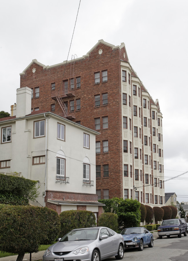 Grandview Apartments in Oakland, CA - Building Photo - Building Photo