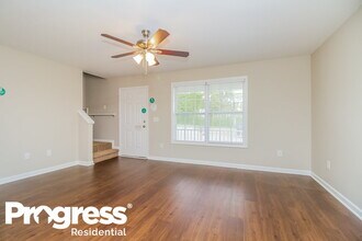 1476 Priestshore Bay in Nashville, TN - Foto de edificio - Building Photo