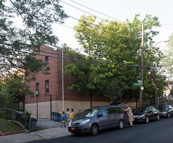 13-24 Caffrey Ave in Far Rockaway, NY - Building Photo