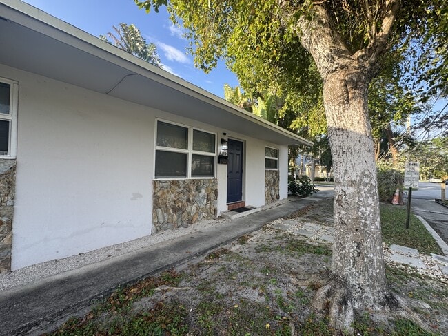 property at 602 SW 5th Ave