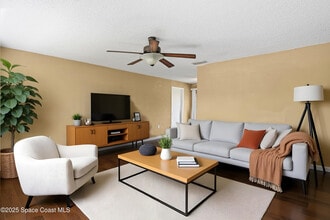 697 Castaways St NE in Palm Bay, FL - Building Photo - Building Photo