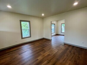 613 E Wausau Ave in Wausau, WI - Building Photo - Building Photo