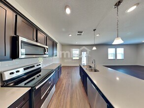 14609 Cedar Ml Dr in Bradenton, FL - Building Photo - Building Photo