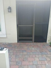 5550 Lakewood Cir S in Margate, FL - Foto de edificio - Building Photo